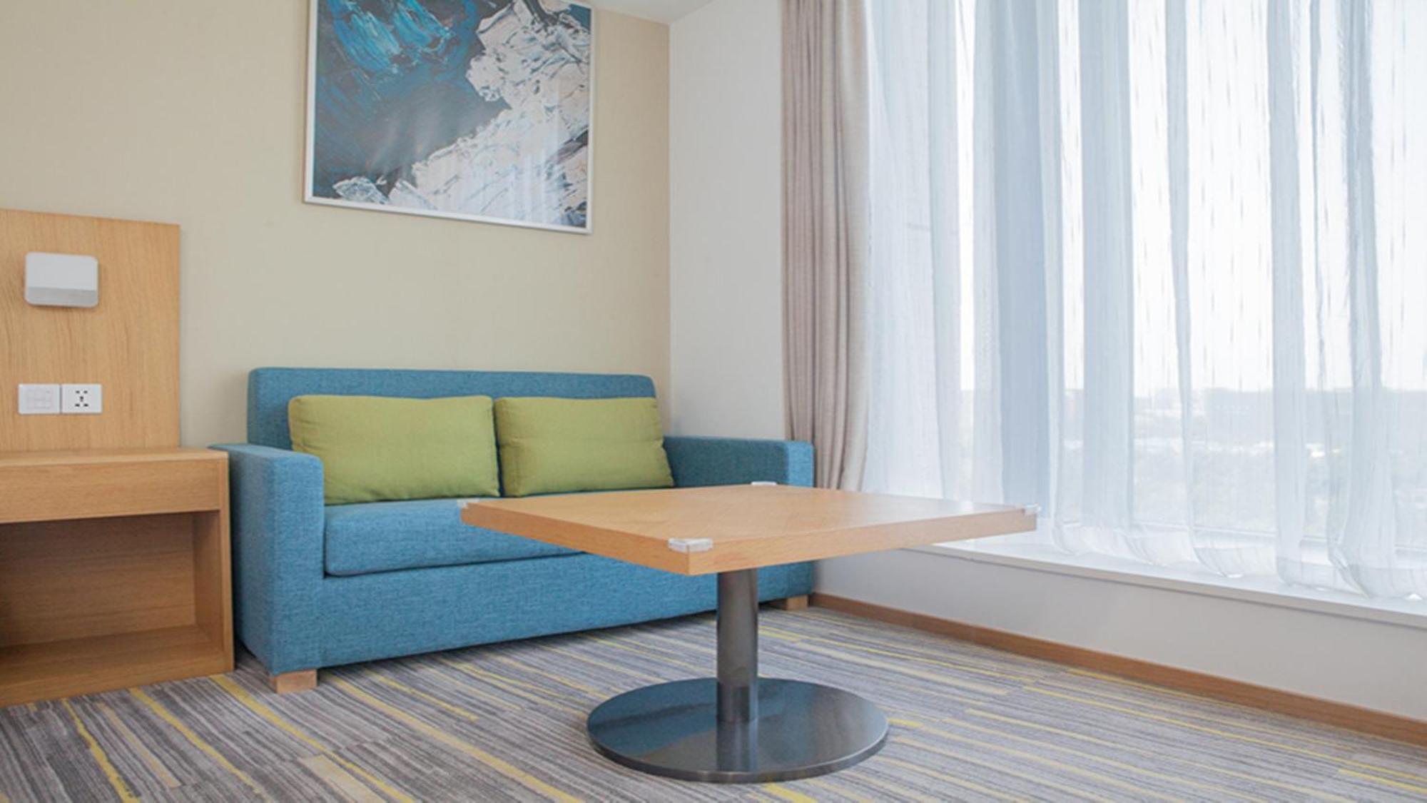 Holiday Inn Express Chengdu Airport Zone Free Shuttle From Shuangliu International Airport To Hotel ,Welcome Drink Exterior foto